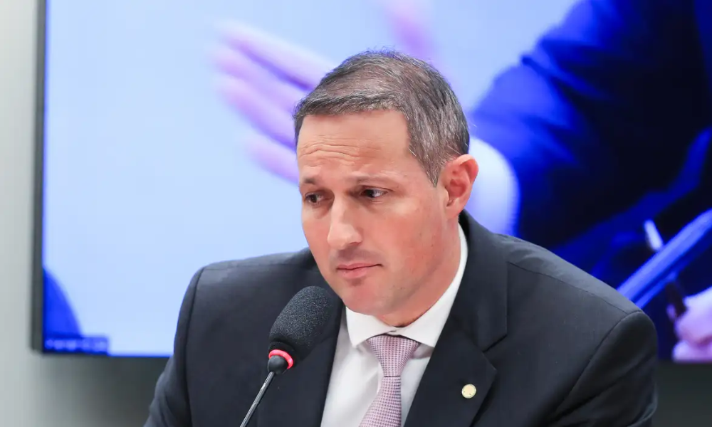 Derrite é ventilado como vice em chapa com Flávio Bolsonaro