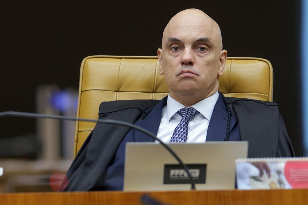 Moraes assume presidência do STF em meio a recesso judicial e projeção de comando definitivo para 2027