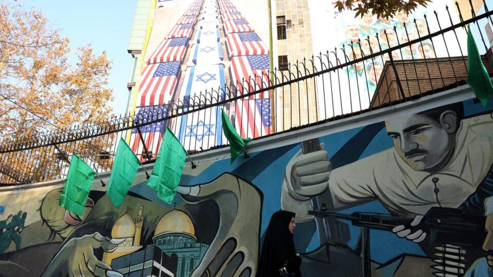 EUA aplicam sanções contra integrantes da cúpula do Irã por repressão contra manifestantes