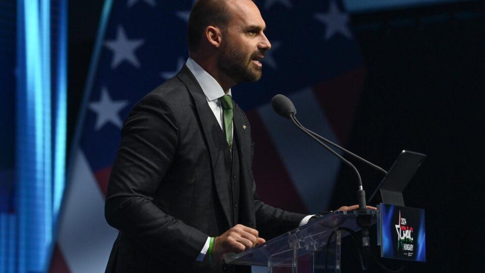À Fox News, Eduardo Bolsonaro defende candidatura de Flávio e critica Lula e o STF