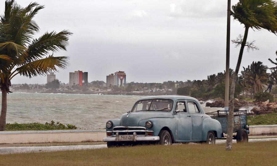 Trump prevê acordo com Cuba e expatriados felizes em retornar à ilha