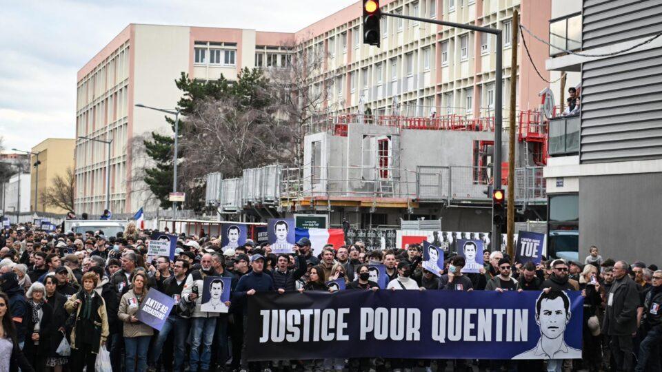 Milhares vão às ruas para homenagear jovem de direita morto por militantes esquerdistas na França