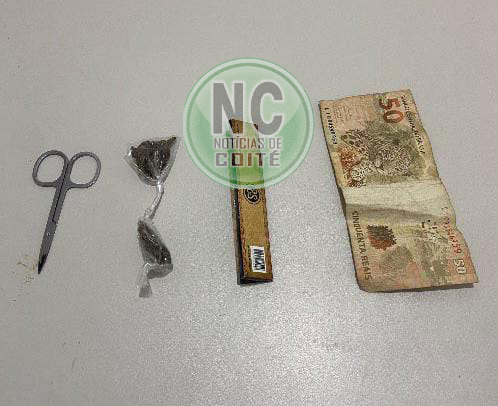Porte de drogas: PM prende homem no bairro da Quadra em Coité