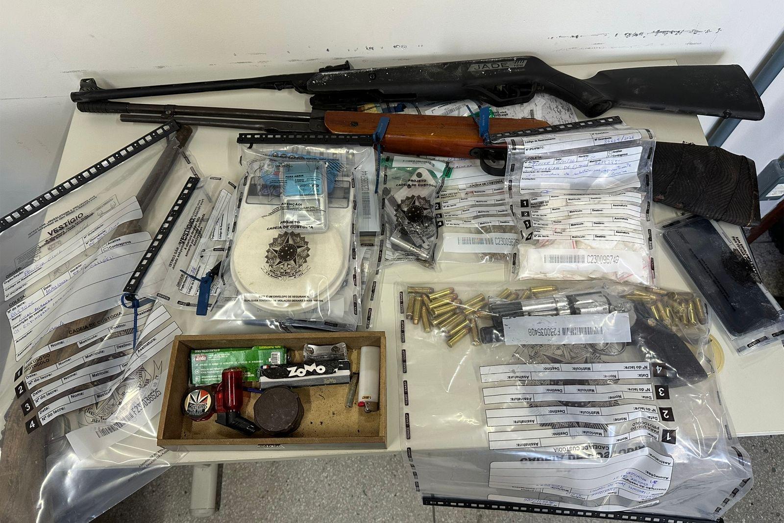 Operação Legado prende 7 e apreende armas e drogas em Santaluz